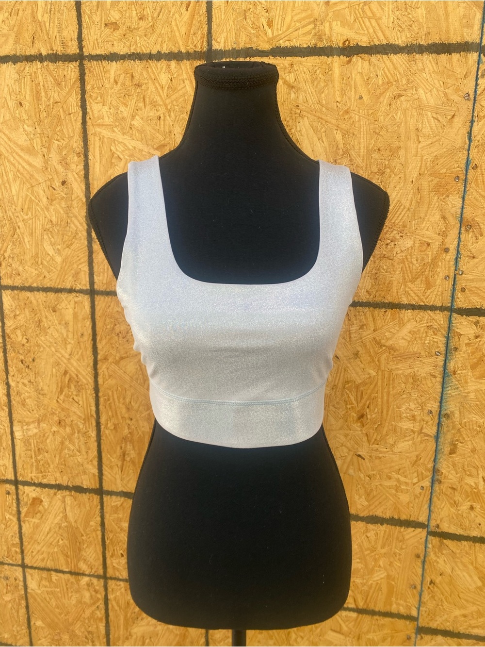 Fabletics Shimmer Square-Neck Crop Top GUC XXS